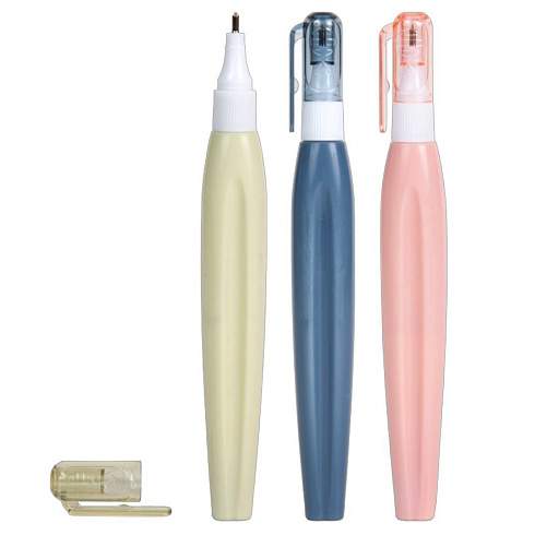 Корректор ручка "deVENTE. sigNATURE" 05 мл. 4060503